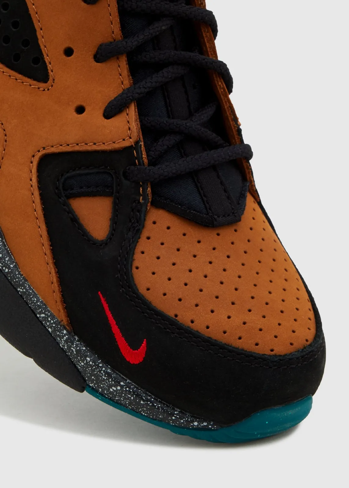 NIKE X OLIVIA KIM: AIR MOWABB [BLACK]