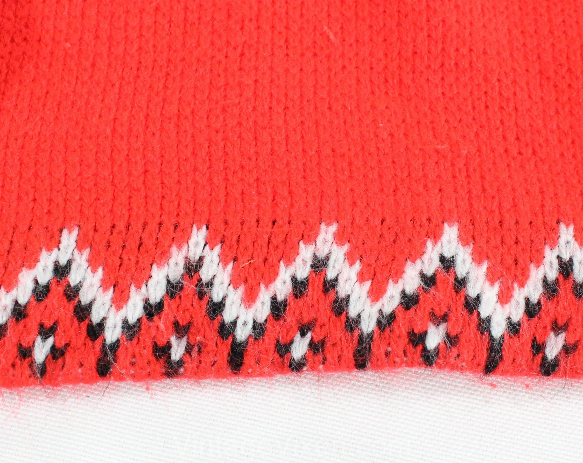 Set of 4 1960s Ski Sweaters - Sizes 10, 12, 18 & 20 - Four Kids Photo Opportunity - Christmas Card Pullovers - Vivid Red Mod Fair Isle Knit